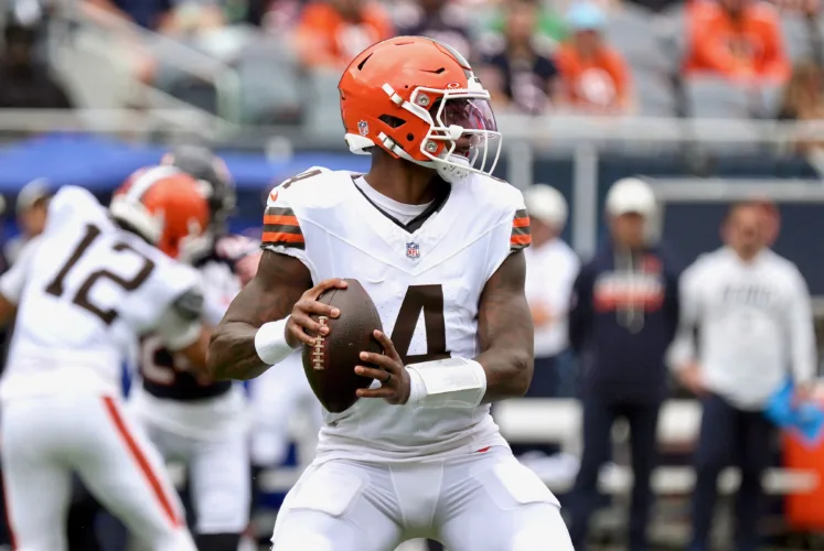 Watson leads 2 scoring drives in Browns preseason opener